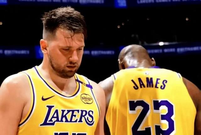 山东队鏖战湖人，东契奇状态火热