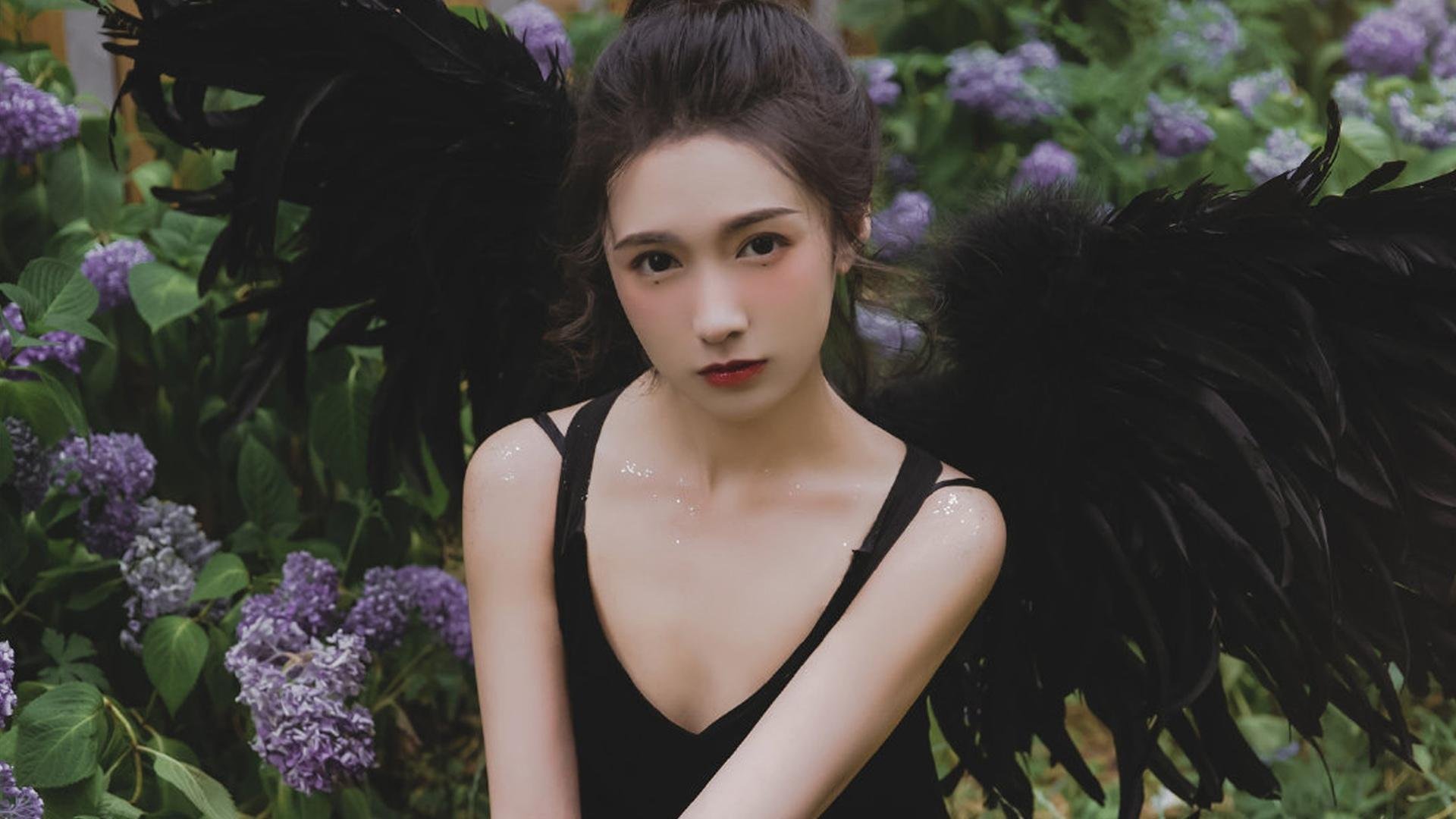 76人的孤岛与尼克斯的潮水,当恩比德爆发难敌步行者的硬仗哲学